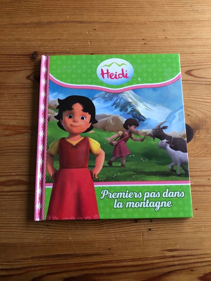 Livre Heidi : Premiers pas dans la montagne