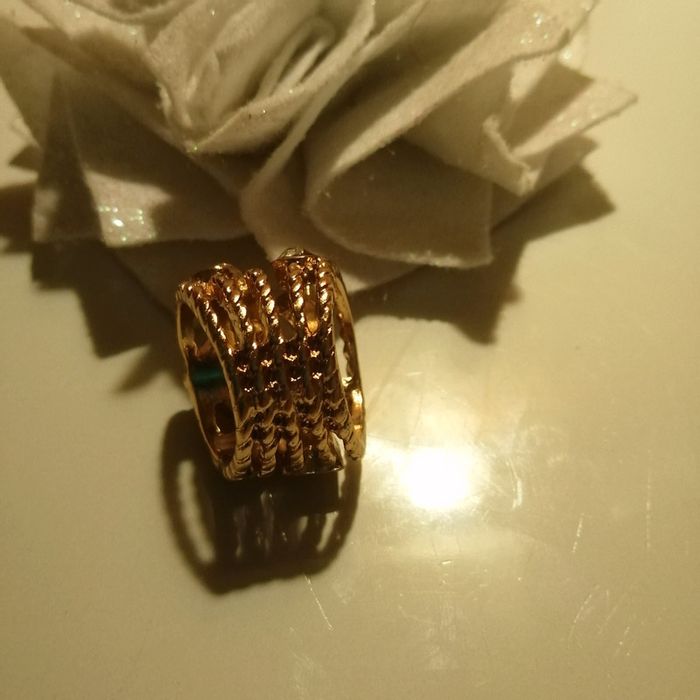 🌸Bague dorée multi-rangs sertie de cristaux Neuve T. 57🌸 - photo numéro 5