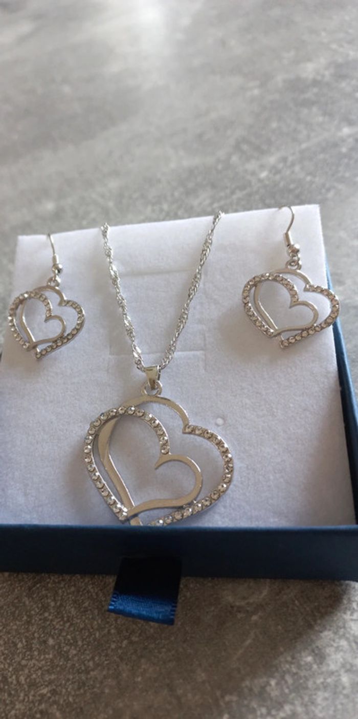 Parure romantique
