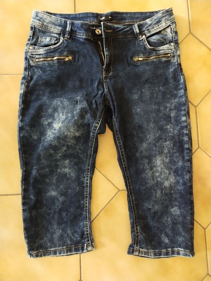 Pantacourt jean délavé femme