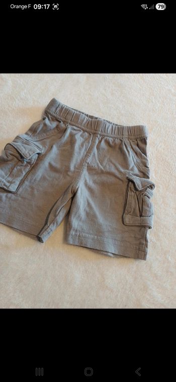 Short bébé taille 6 mois