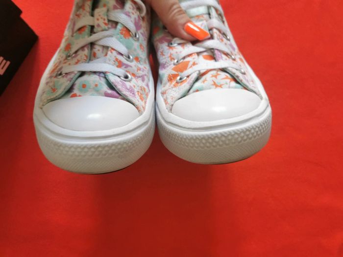 Sneakers Converse basses taille 34 - photo numéro 8