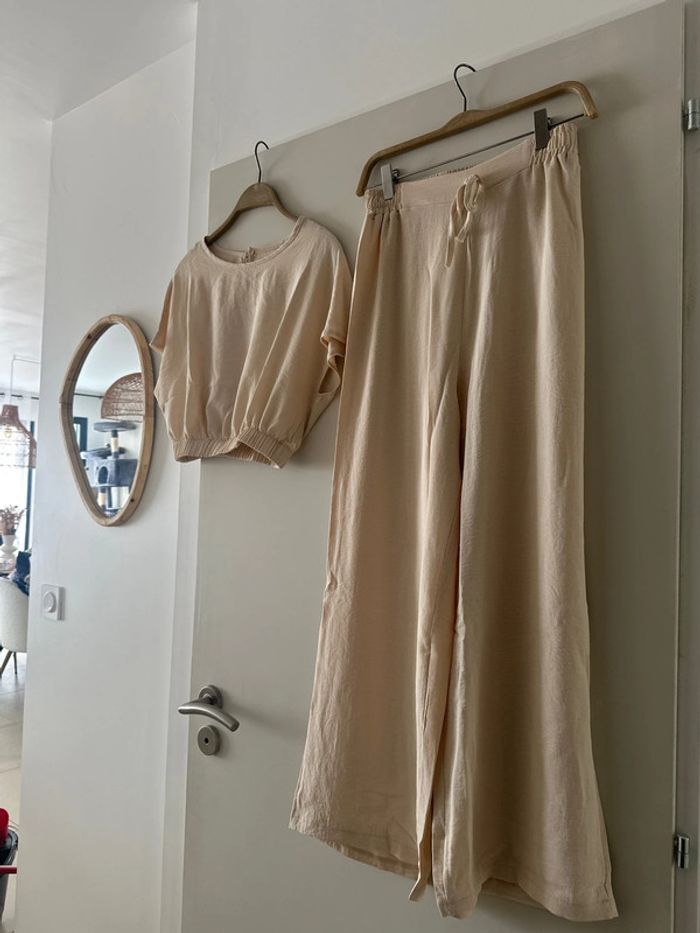 Ensemble 2 pièces beige – Top + Pantalon fluide – Taille S