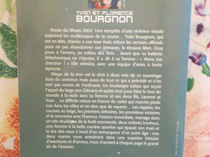 Otage de la mer par Yvan et Florence Bourgnon Ed. Michel Lafon - photo numéro 2