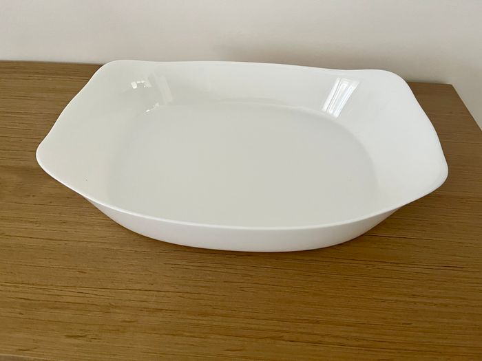 Plat à four blanc - Neuf