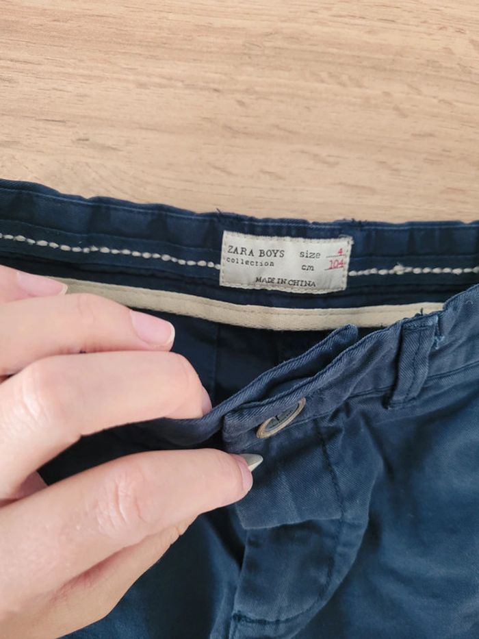 Short bleu marine zara 4 ans - photo numéro 2