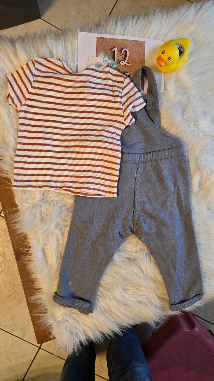 NEUF (non portés)🏷💙 🤩😍SUPERBE ensemble mickey : salopette et teeshirt mc 12 mois garçon💙 - photo numéro 7