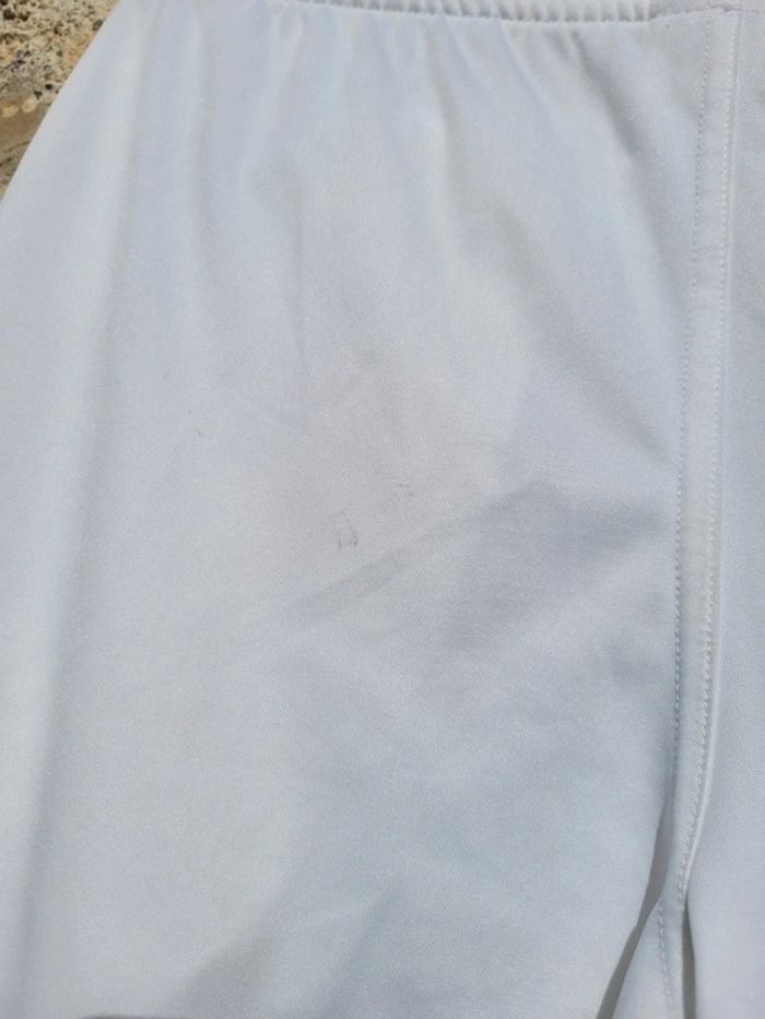 Superbe short tennis garçon Adidas 10 ans - photo numéro 8