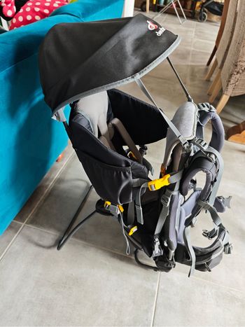 Porte bébé randonnée deuter