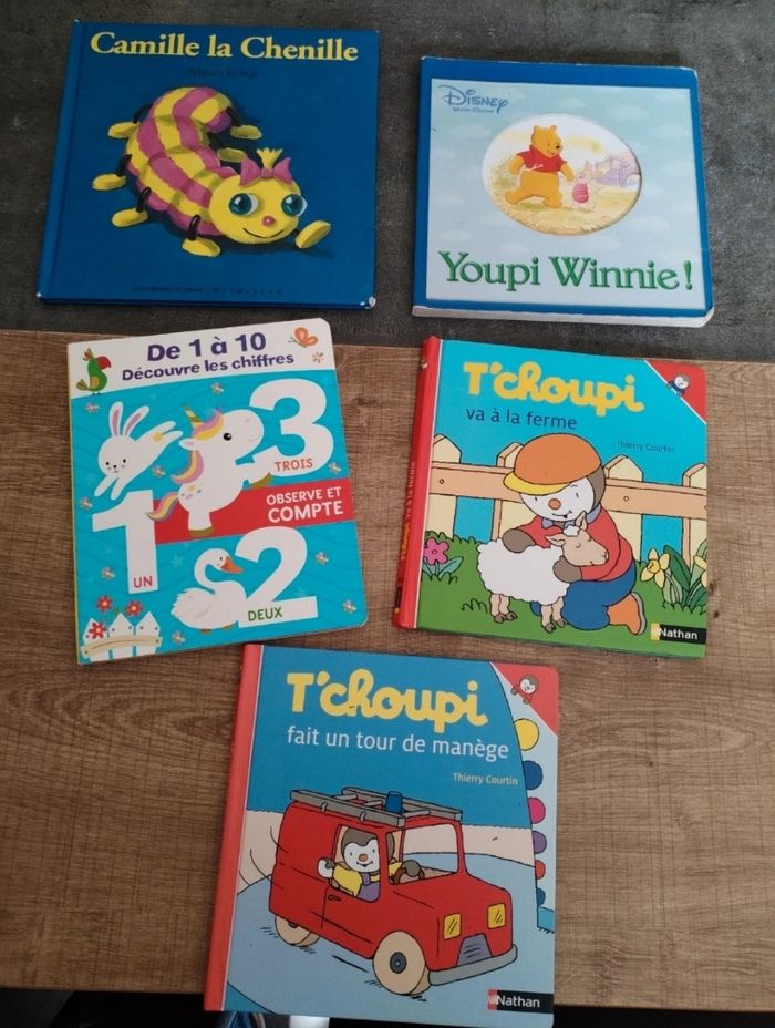 Lot livres tout petits