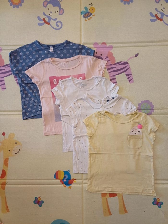 Lot 5 t-shirts manches courtes 6 ans