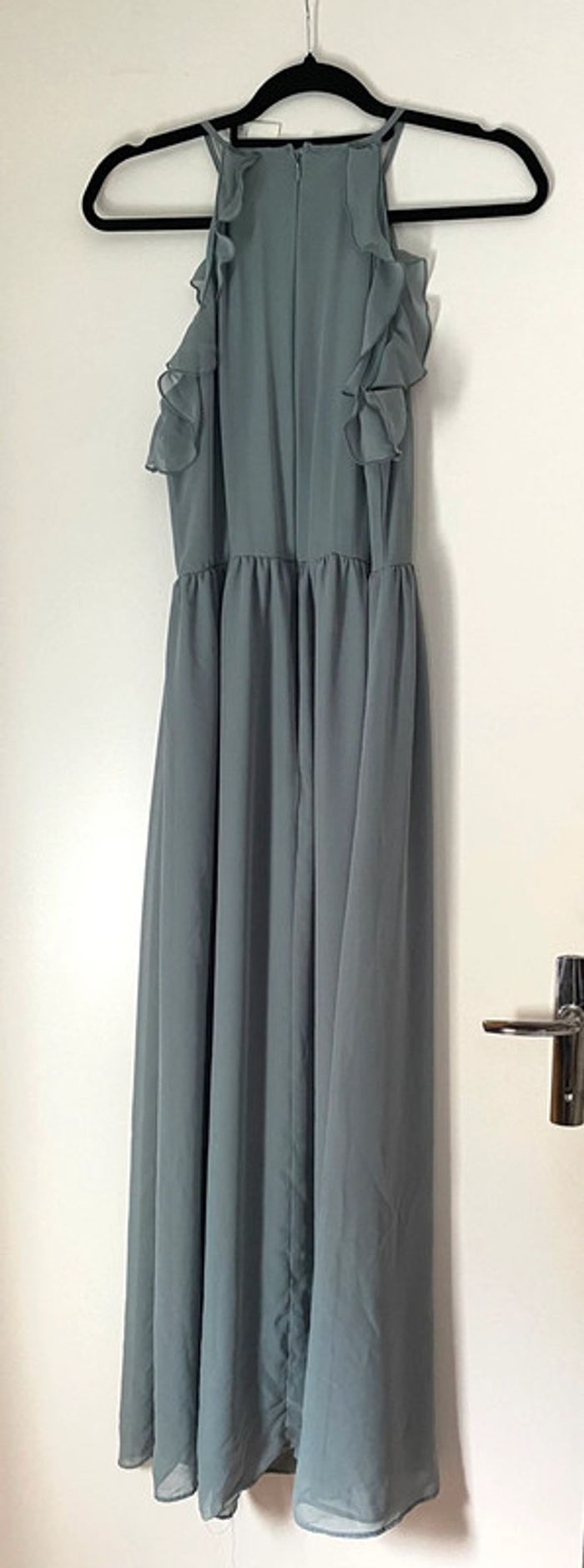 Robe Longue Avec Volant Taille S-M - photo numéro 4