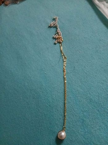 Collier perles doree neuve