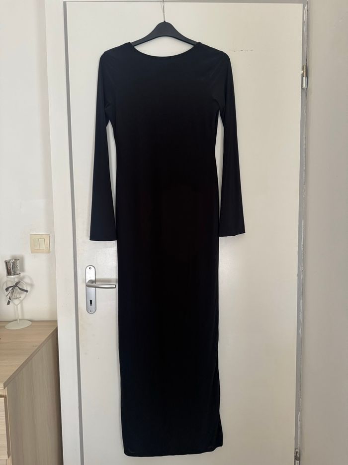 Robe longue noire