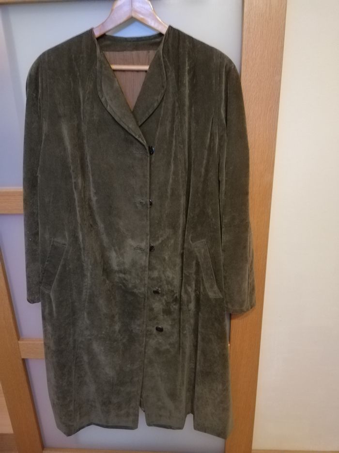 Manteau vert kaki en suédine