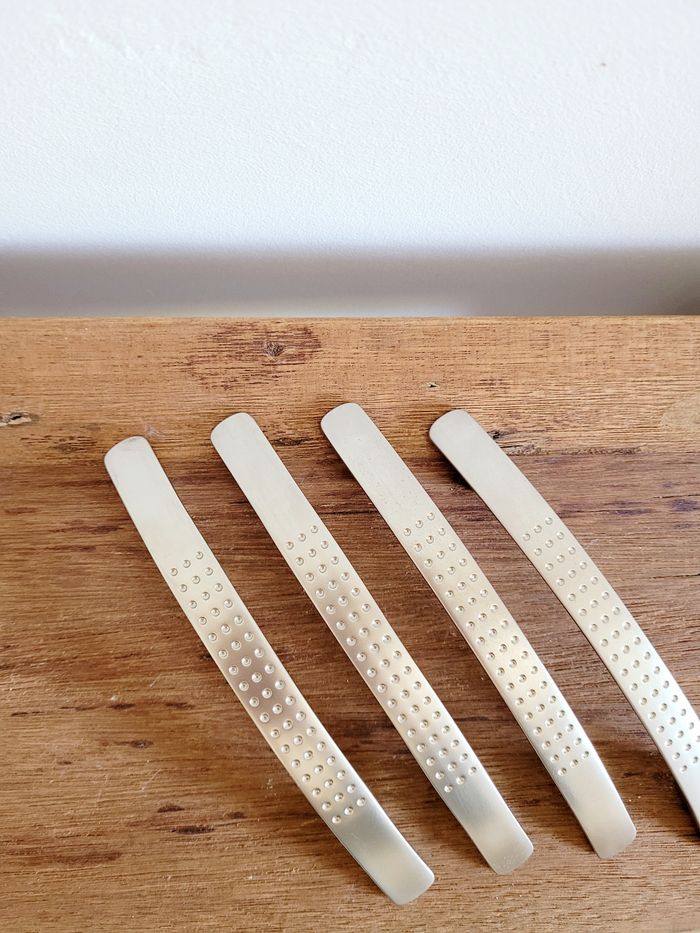 Lot de 4 poignées de meubles - photo numéro 2