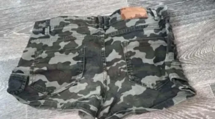 Short en jeans militaire Jennyfer - photo numéro 2