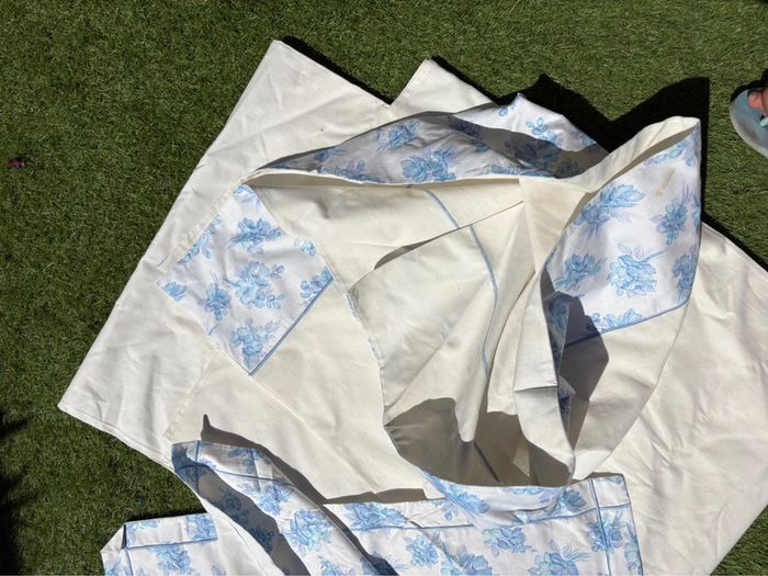 Ensemble draps 2P + 2 taies d’oreillers année 70 - à motif fleuri bleu - 100% coton - photo numéro 5