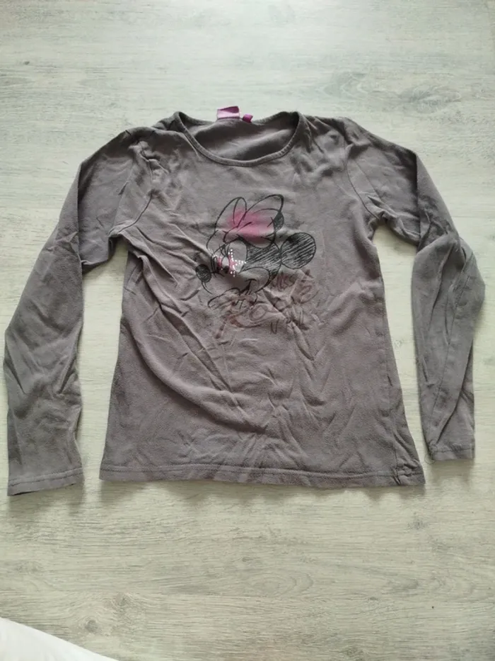 T-shirt manches longues minnie miss rock n roll taille 10 ans