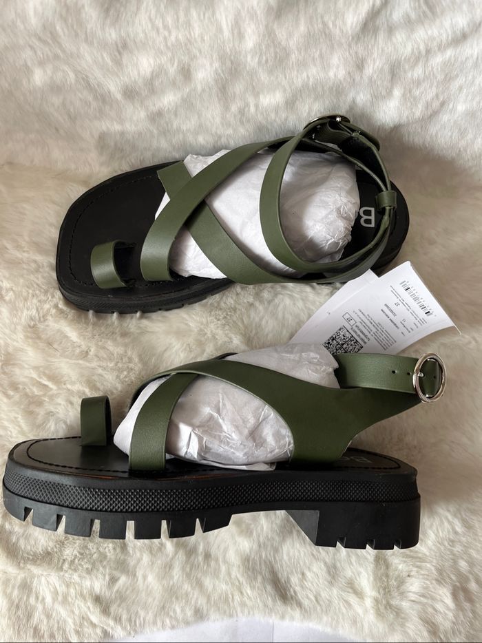 Sandales noire et vert olive, kaki Befree pointure 37 - photo numéro 4