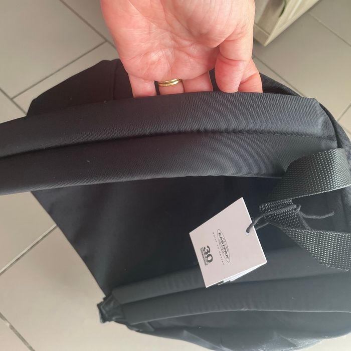 sac à dos easrpak tout neuf - photo numéro 2