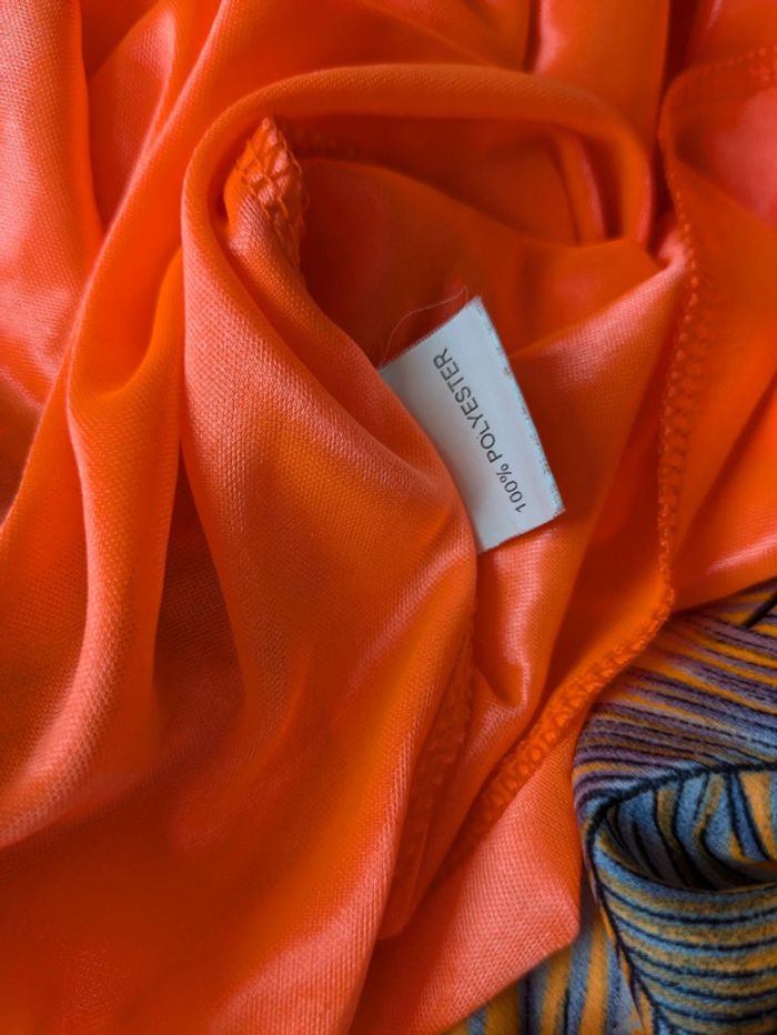 Robe couleur flashy colorée palmier M très bon état avec poches - photo numéro 6