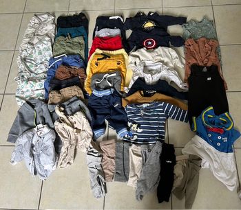 Gros lot de 103 vêtement 0 à 3mois