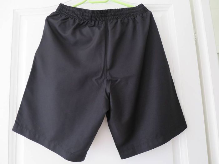Short Noir Neuf - photo numéro 5
