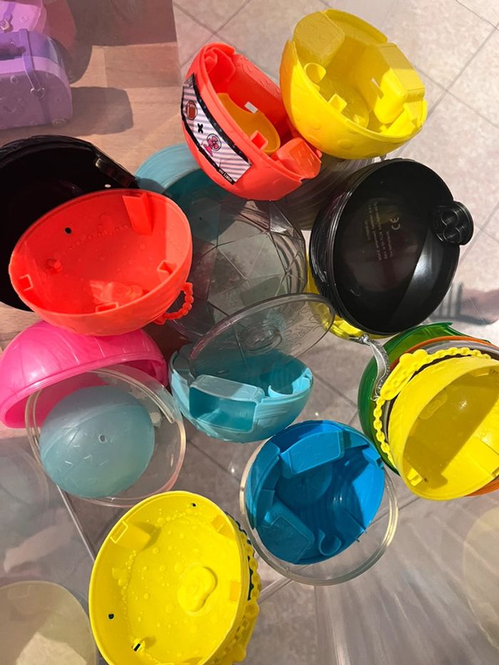 Lot de 17 poupées LOL surprise et nombreux accessoires vendus dans une boîte de rangement lol - photo numéro 5