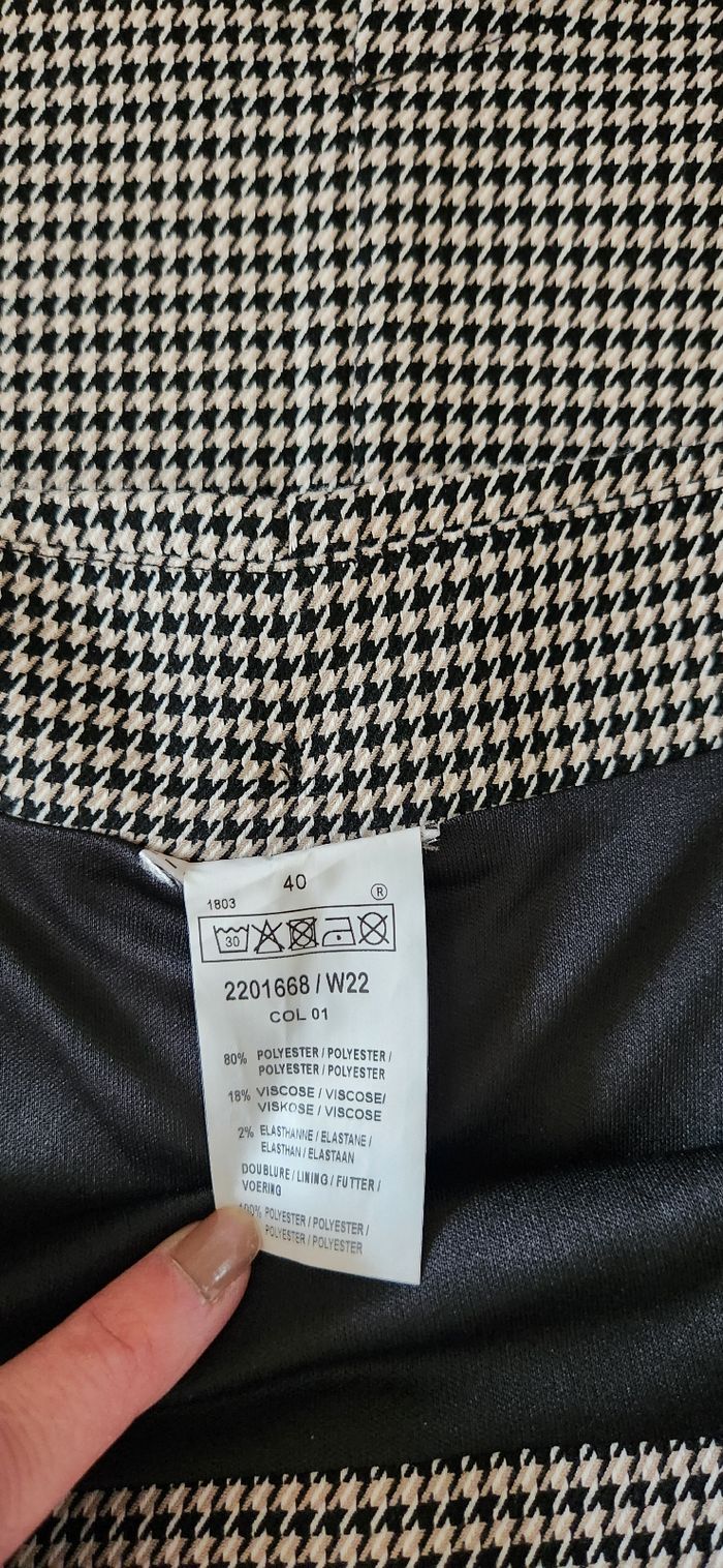 Jupe motif pied de poule NEUVE - photo numéro 3