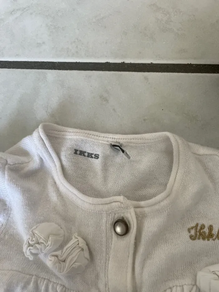 Gilet fin ikks 6 mois - photo numéro 3