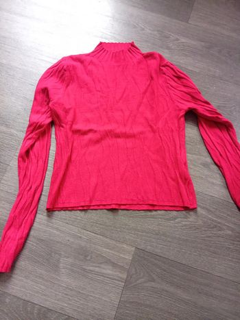 Pull rouge
