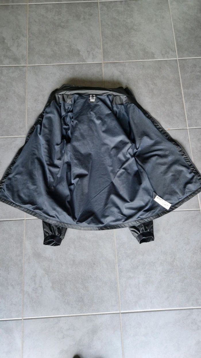 Veste coupe vent imperméable - photo numéro 2