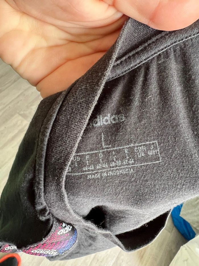 T-shirt adidas L - photo numéro 4