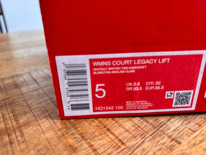 Baskets Nike P.35,5 Neuves unisex - photo numéro 9