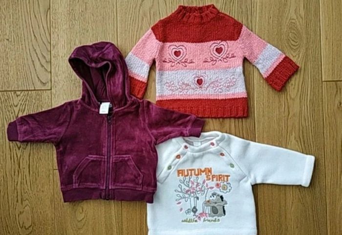 Lot de pulls fille 3 mois - photo numéro 2