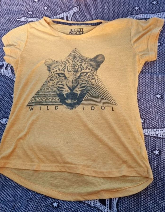 T-shirt avec léopard taille M