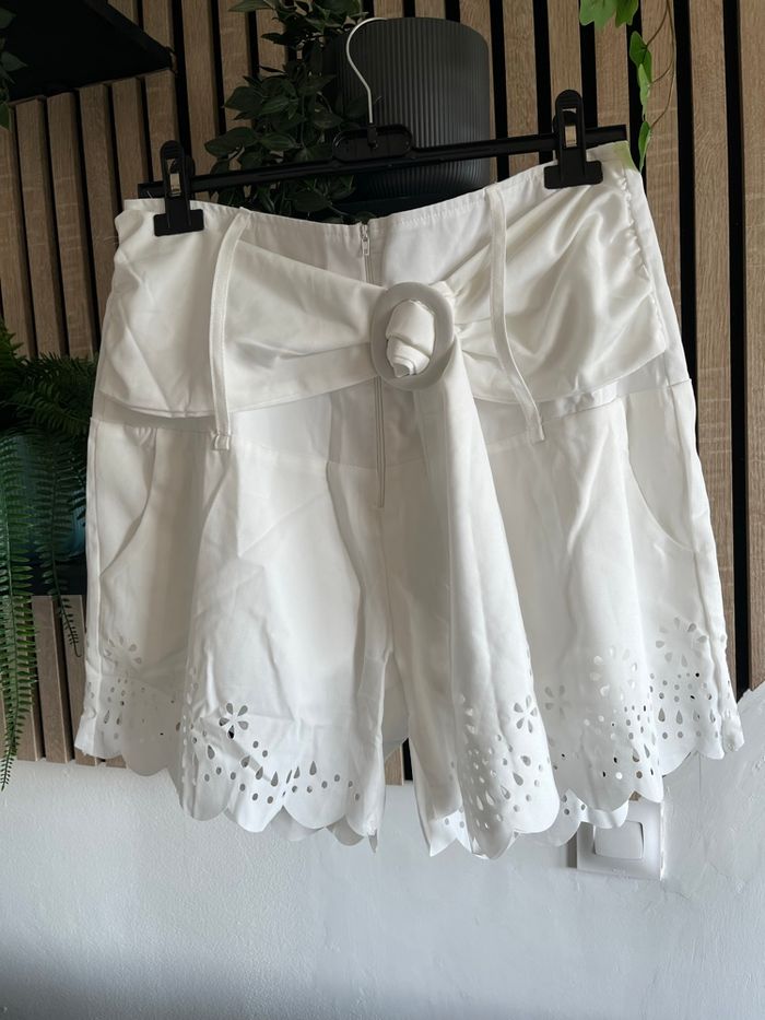 Short blanc chic me - photo numéro 2