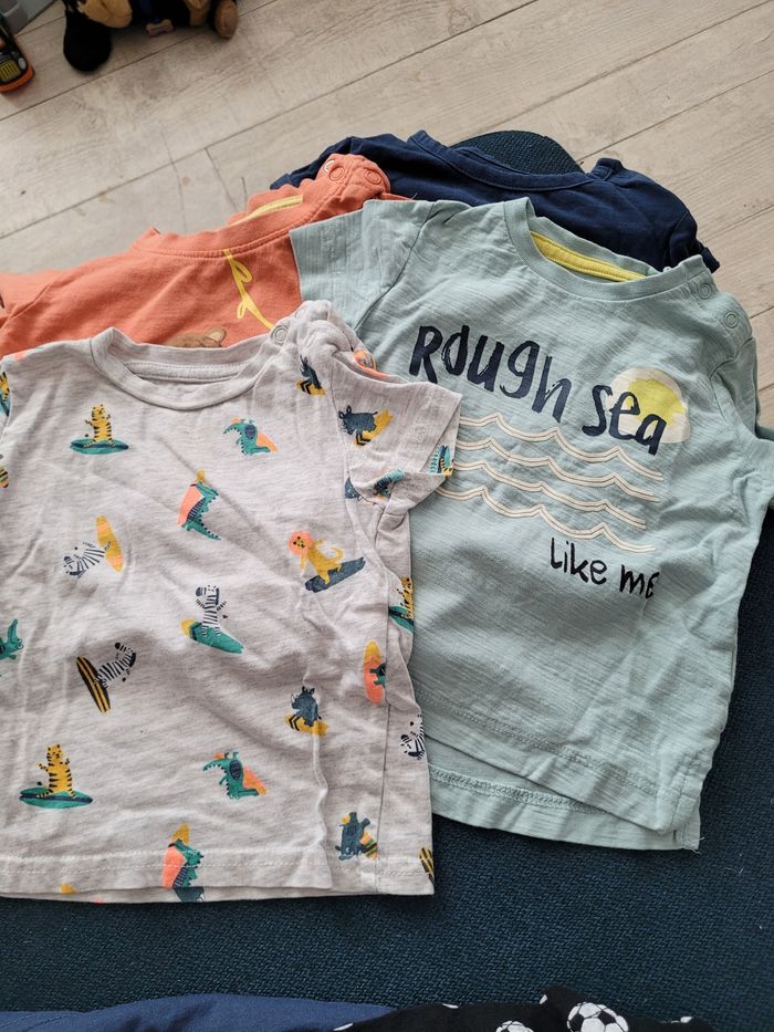 6 t-shirts 9mois - photo numéro 2