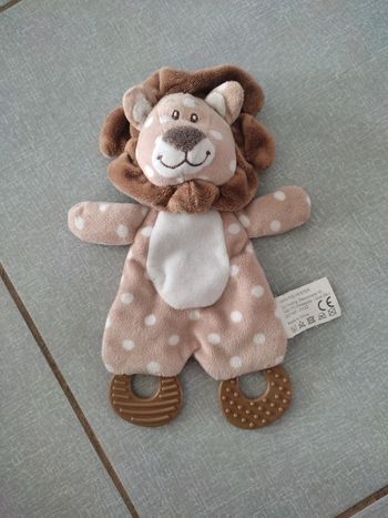Doudou anneaux de dentition lion