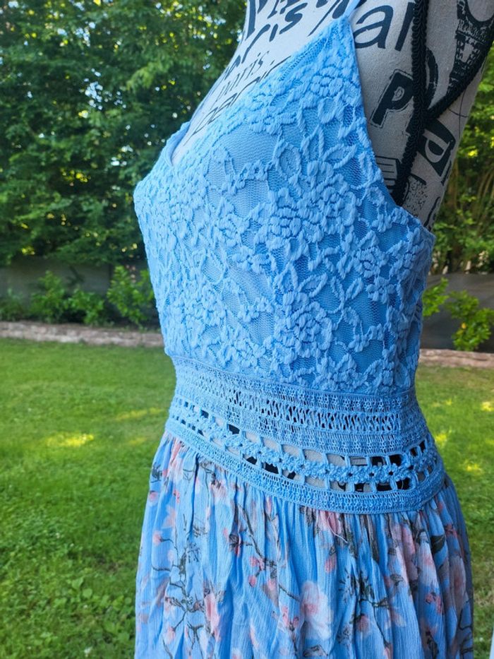 Magnifique robe fleurie fluide légère ajourée L - photo numéro 3