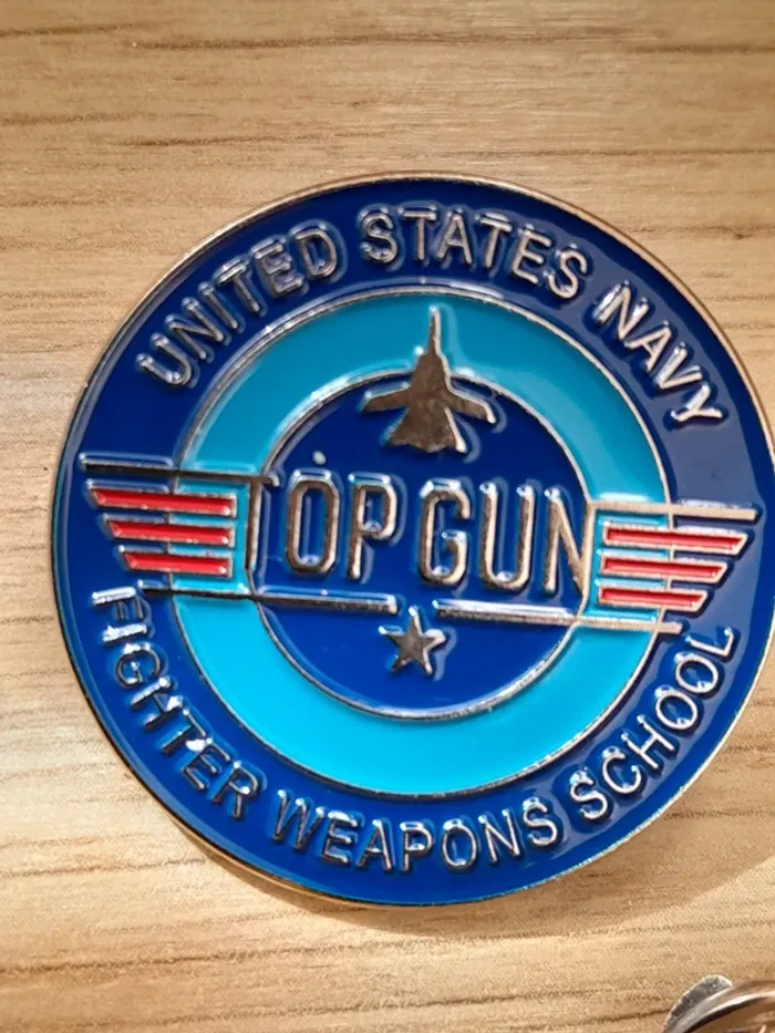 Lot de 3 pin's Top Gun Maverick - photo numéro 2