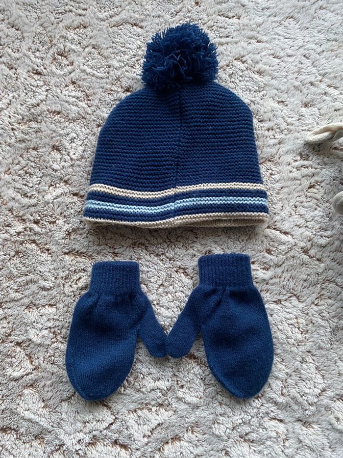 Jolis bonnet et moufles Mickey - photo numéro 3