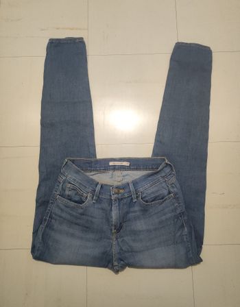 Blue jean Levi's modèle 710 super skinny taille US 29