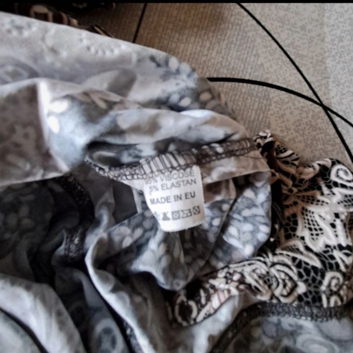 Chemise NEUVE pour femme taille 50 - photo numéro 8