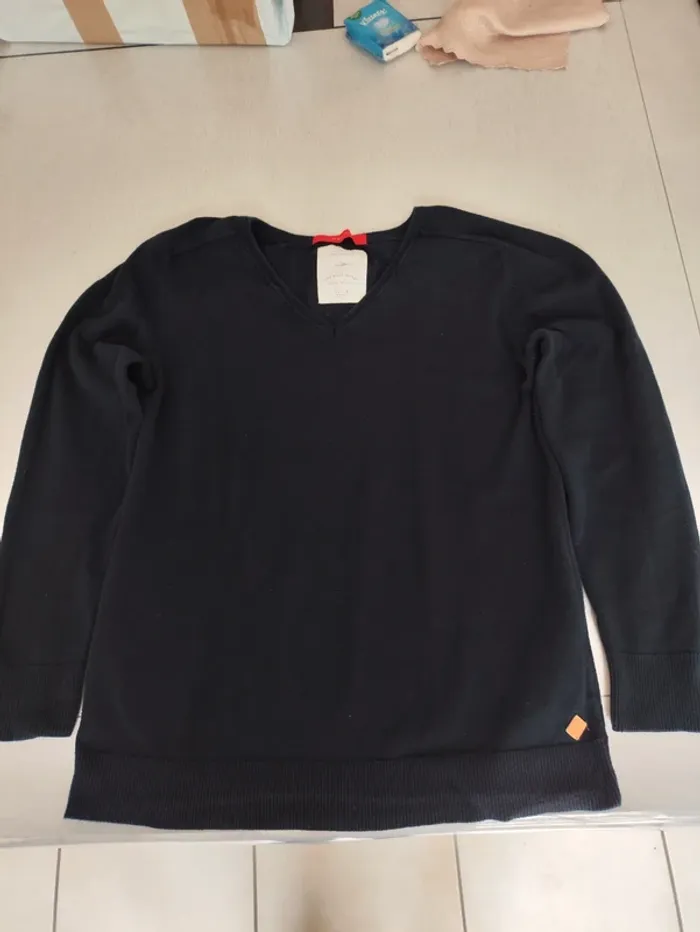 💙 Pull col en V Zara - Bleu marine - 11/12 ans - Bon état - photo numéro 2