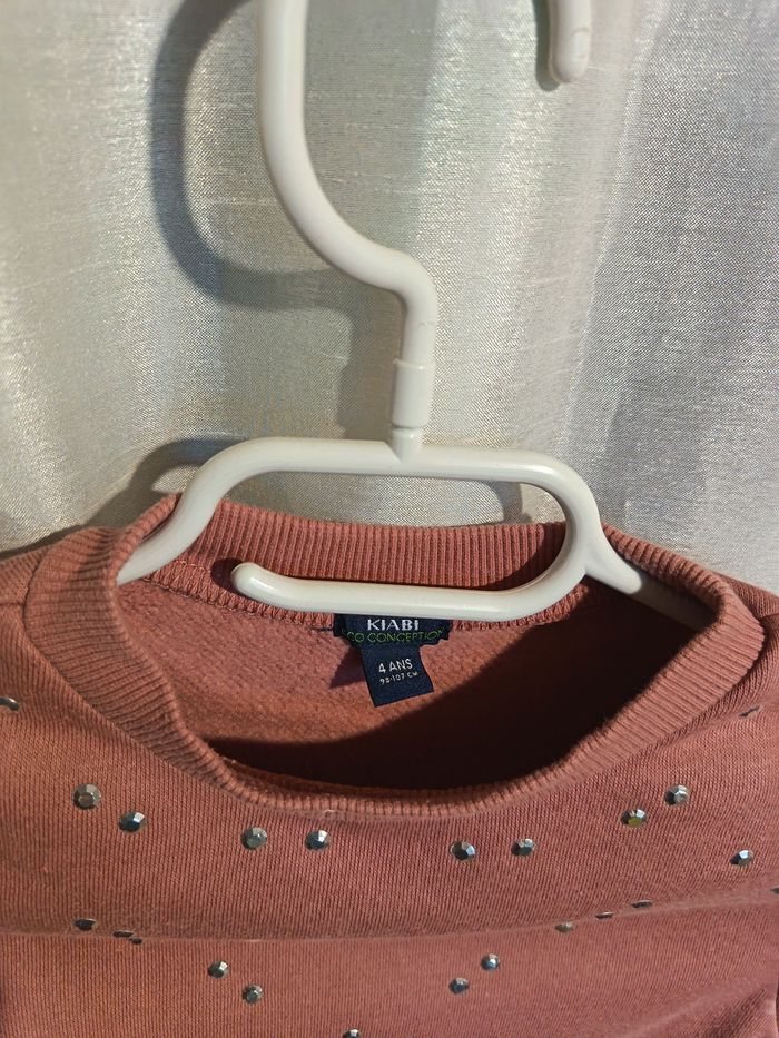 sweat robe  rose de chez kiabi 4 ans réf 74 D19 - photo numéro 4