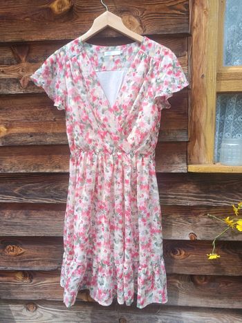 Robe fleurie taille S/M comme neuf