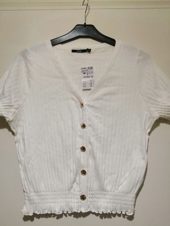 Haut blanc kiabi. Taille M.