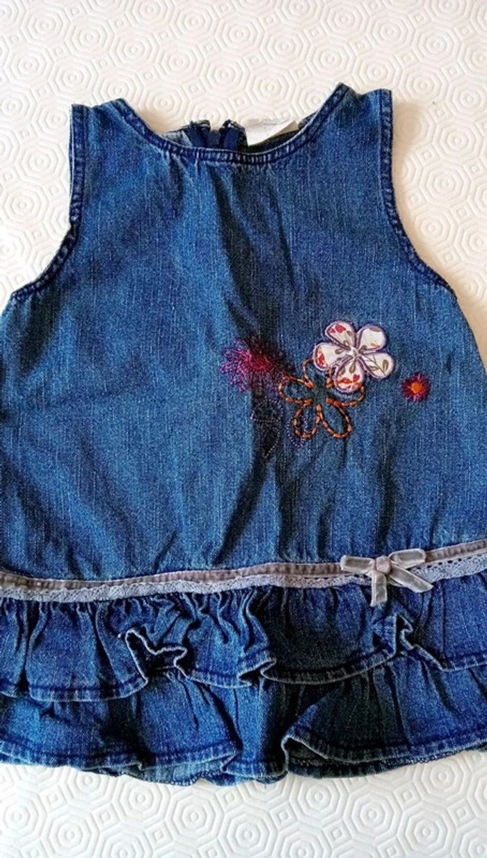 Robe en jean bleu 6 mois